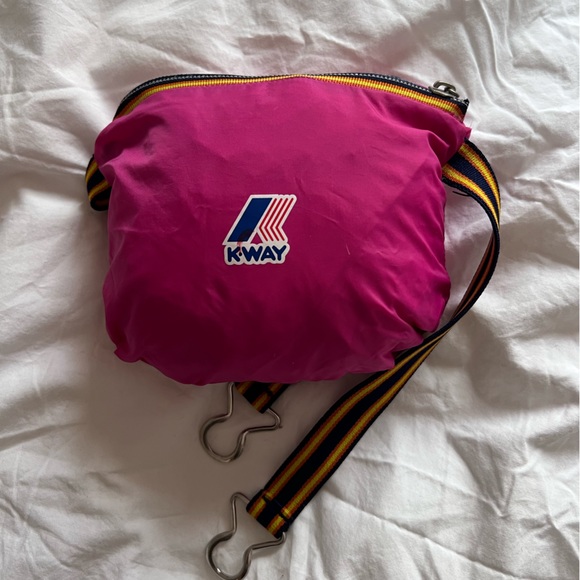 K-Way Pink Women’s Windbreaker Raincoat Size Small - Picture 6 of 6